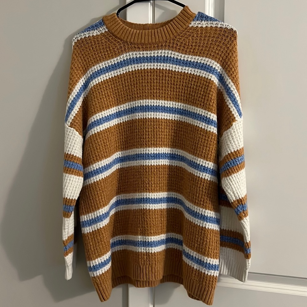 AEO sweater